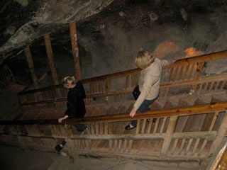 POL-1SALTMINE3