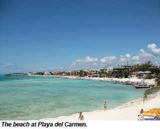 MEX-PlayadelCarmenbeach