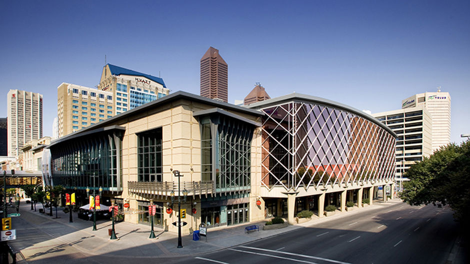 Calgary TELUS Convention Centre Exterior