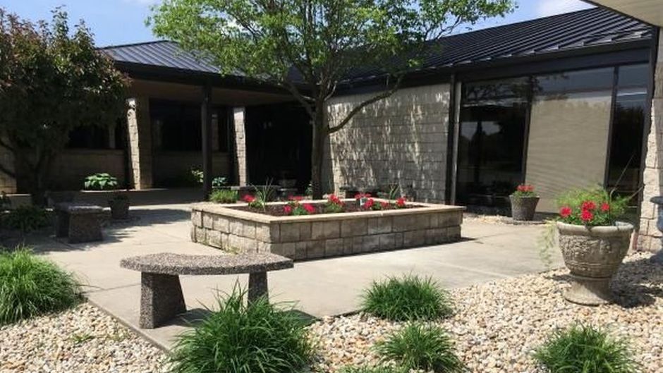 Mendota Civic Center Exterior