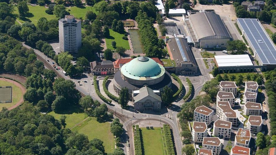 HCC Hannover Congress Centrum Exterior