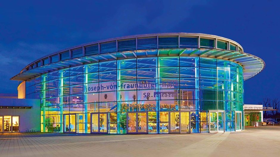 Joseph-von-Fraunhofer-Halle Exterior