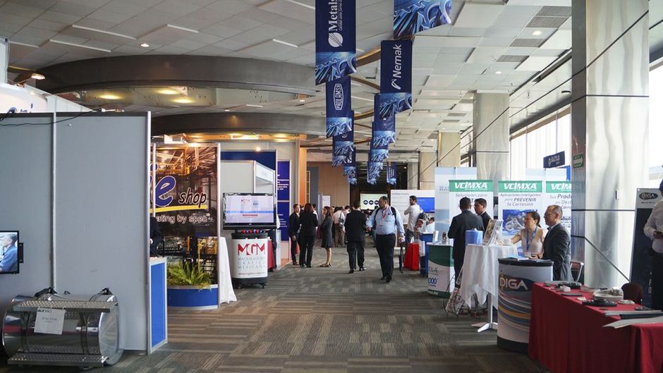 Centro Convex Exhibit Space