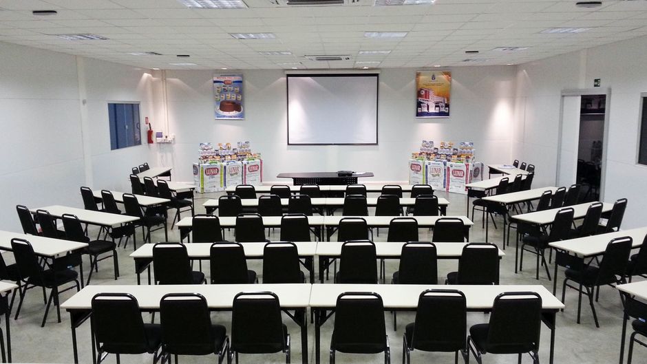 Atrio Business Center Meeting