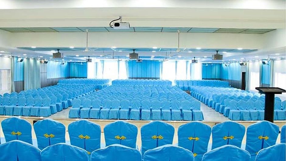 Lions Convention Center Meeting