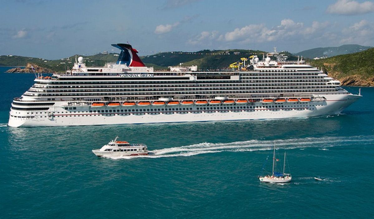 carnival cruise dream class ships