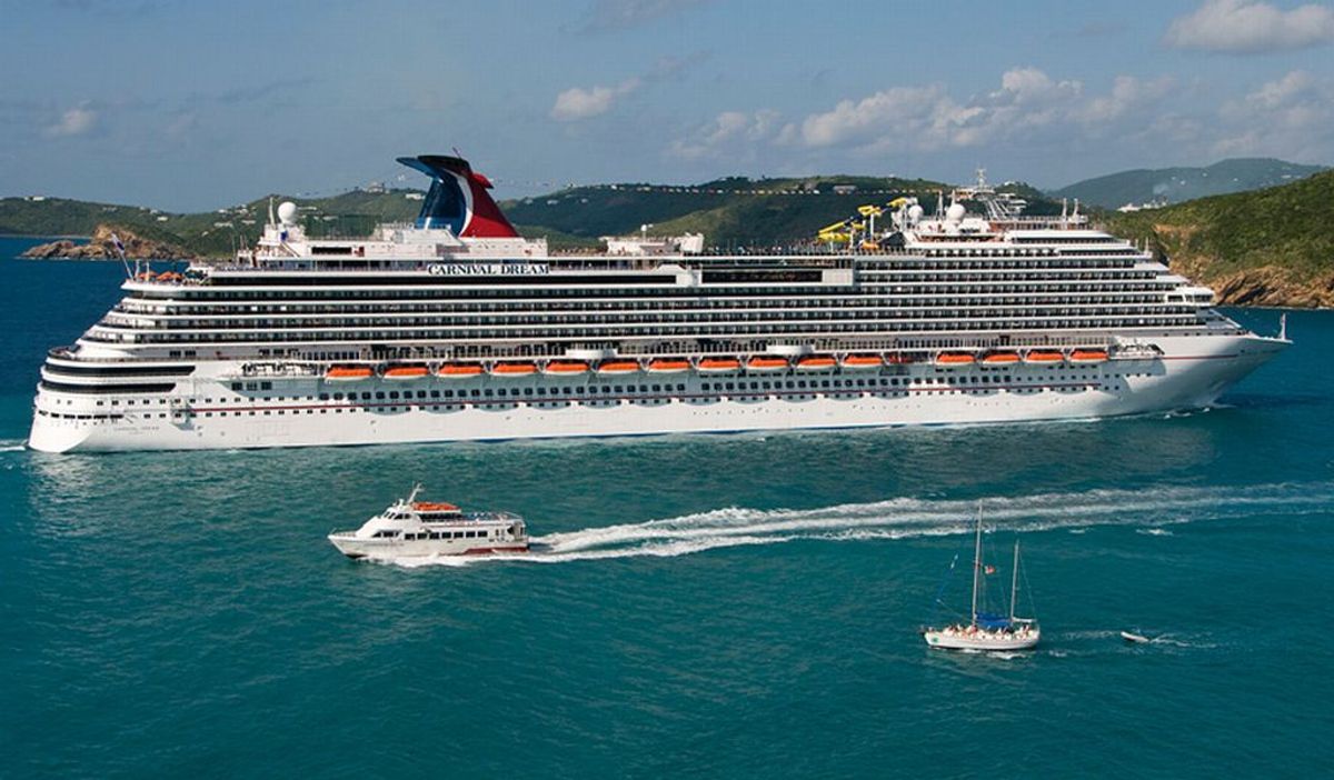 carnival cruise dream boat