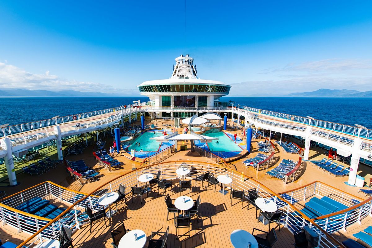 royal caribbean cruise ship shopping mall