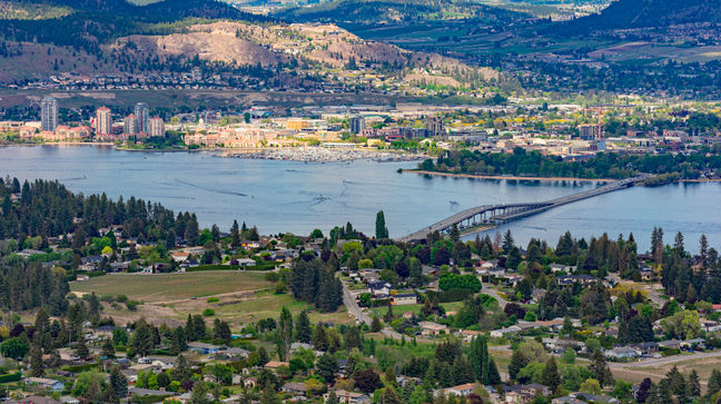 Kelowna, British Columbia, Canada Hotels