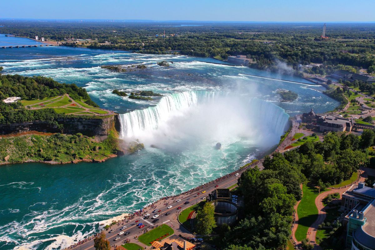 niagara falls canada to new york train