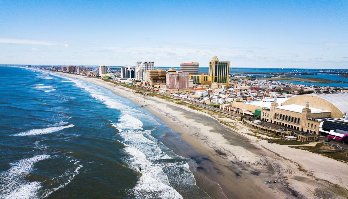 Atlantic City, New Jersey: Beach, Boardwalk and Entertainment