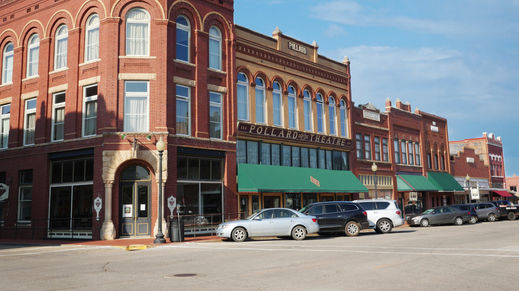hotels and motels in guthrie ok