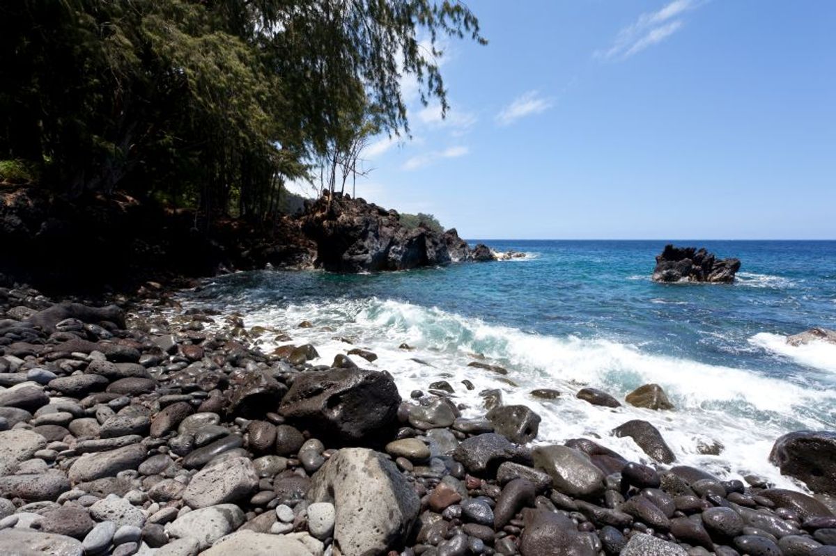 Find Laupahoehoe, HI Hotels Downtown Hotels in Laupahoehoe Hotel