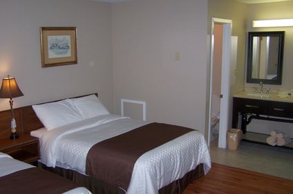 Coach House Inn