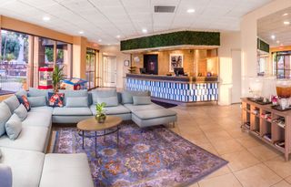 Hotel 502