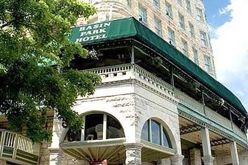 Basin Park Magnuson Grand Hotel