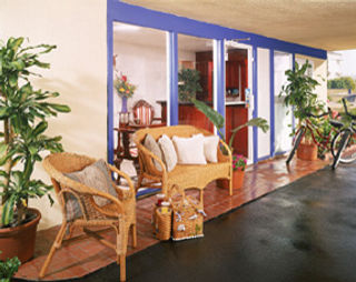The Little Inn by the Bay