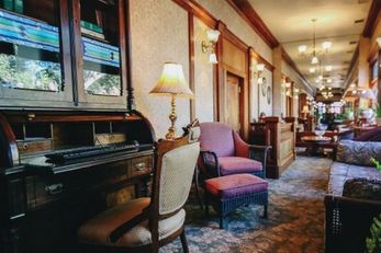 General Palmer Hotel