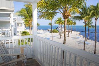 Tranquility Bay Beach House Resort