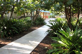 The Colony Hotel & Cabana Club