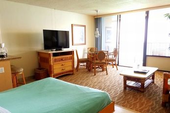 Kahana Beach Resort