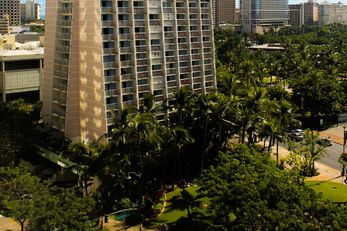 Hotel La Croix Waikiki