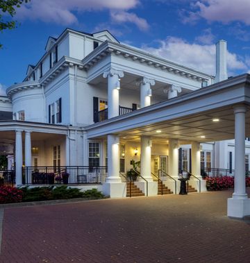 Boone Tavern Hotel