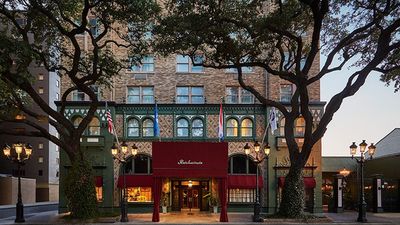 The Pontchartrain Hotel