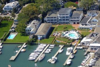 The Harborside Inn