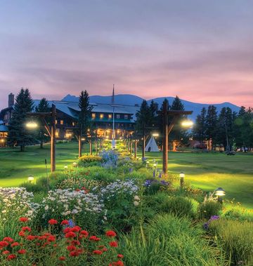 Glacier Park Lodge
