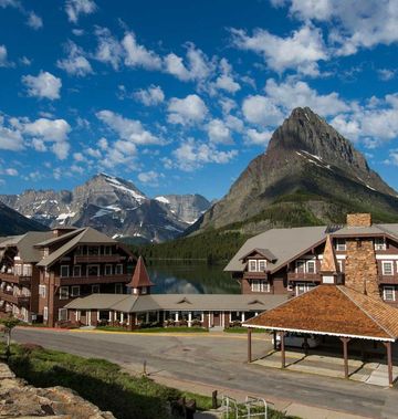 Many Glacier Hotel