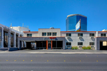 Siegel Suites Select Convention Center
