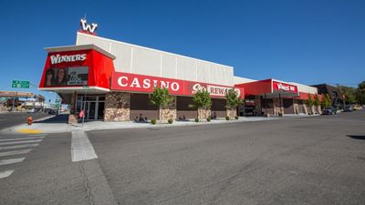 Winners Hotel & Casino