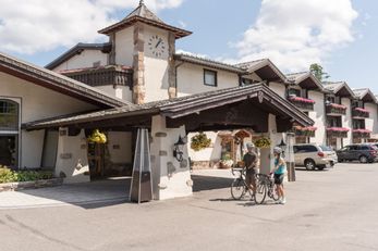 Golden Arrow Lakeside Resort