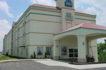 La Quinta Inn & Suites Tulsa Central