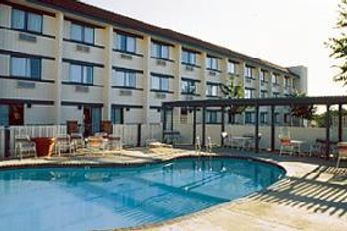 Hemp Hotel a Travelodge by Wyndham N