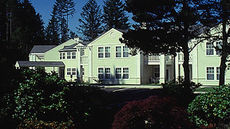 Sweetbrier Inn & Suites
