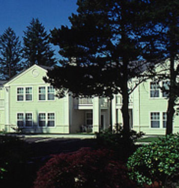 Sweetbrier Inn & Suites