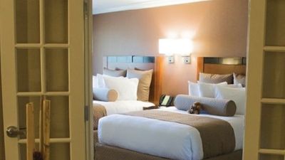 Bushkill Inn & Conference Center