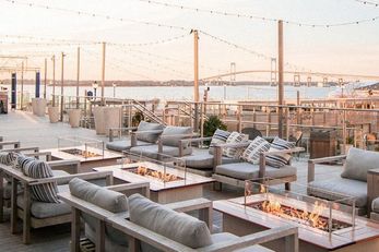 Newport Harbor Island Resort