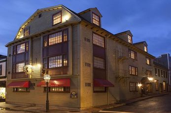 America's Cup Inn