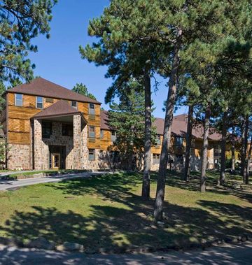 Sylvan Lake Lodge