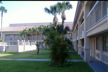 Plaza Inn and Suites