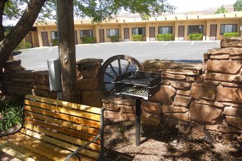 Redrock Country Inn