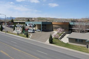 Greenwell Inn Conv Ctr & Luxury Suites