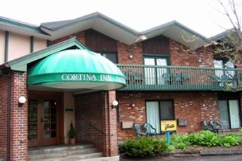 Cortina Inn & Resort