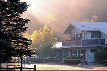 Sun & Ski Inn and Suites