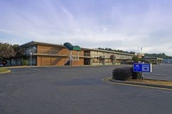 Express Airport Inn - Richmond Airport