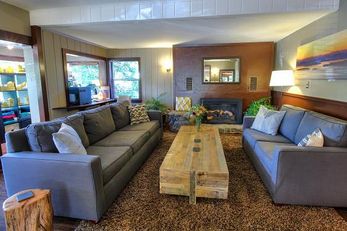 Earthbox Inn & Spa