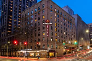 Executive Hotel Pacific